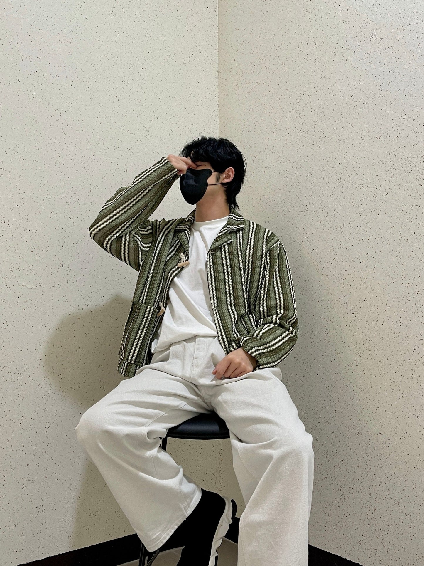 우드 토글 스트라이프 니트 봄 가디건 떡볶이 오버핏 카키 Toggle Stripe Knit Cardigan Khaki