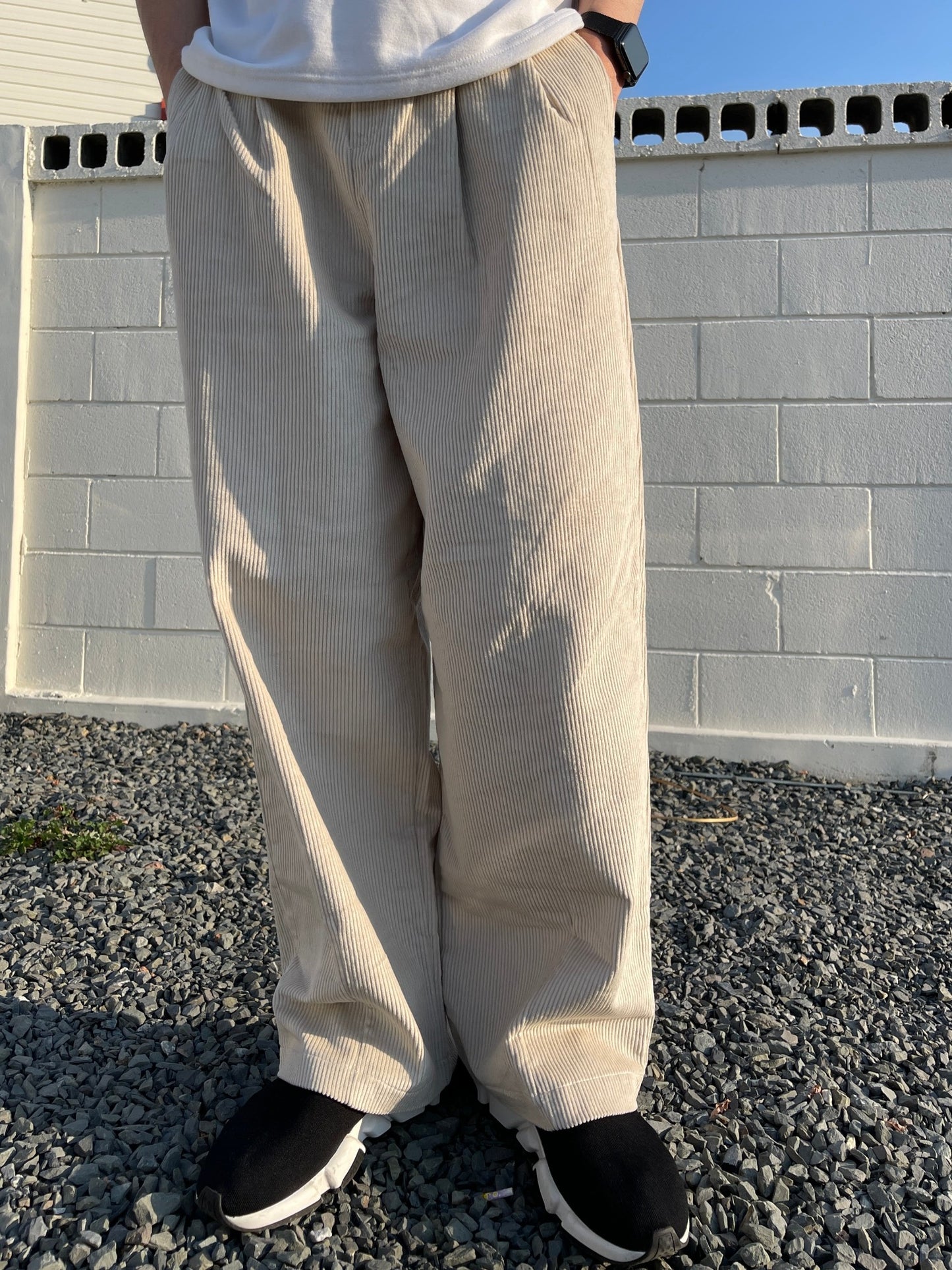 Two Tuck Balloon Corduroy Pants Cream