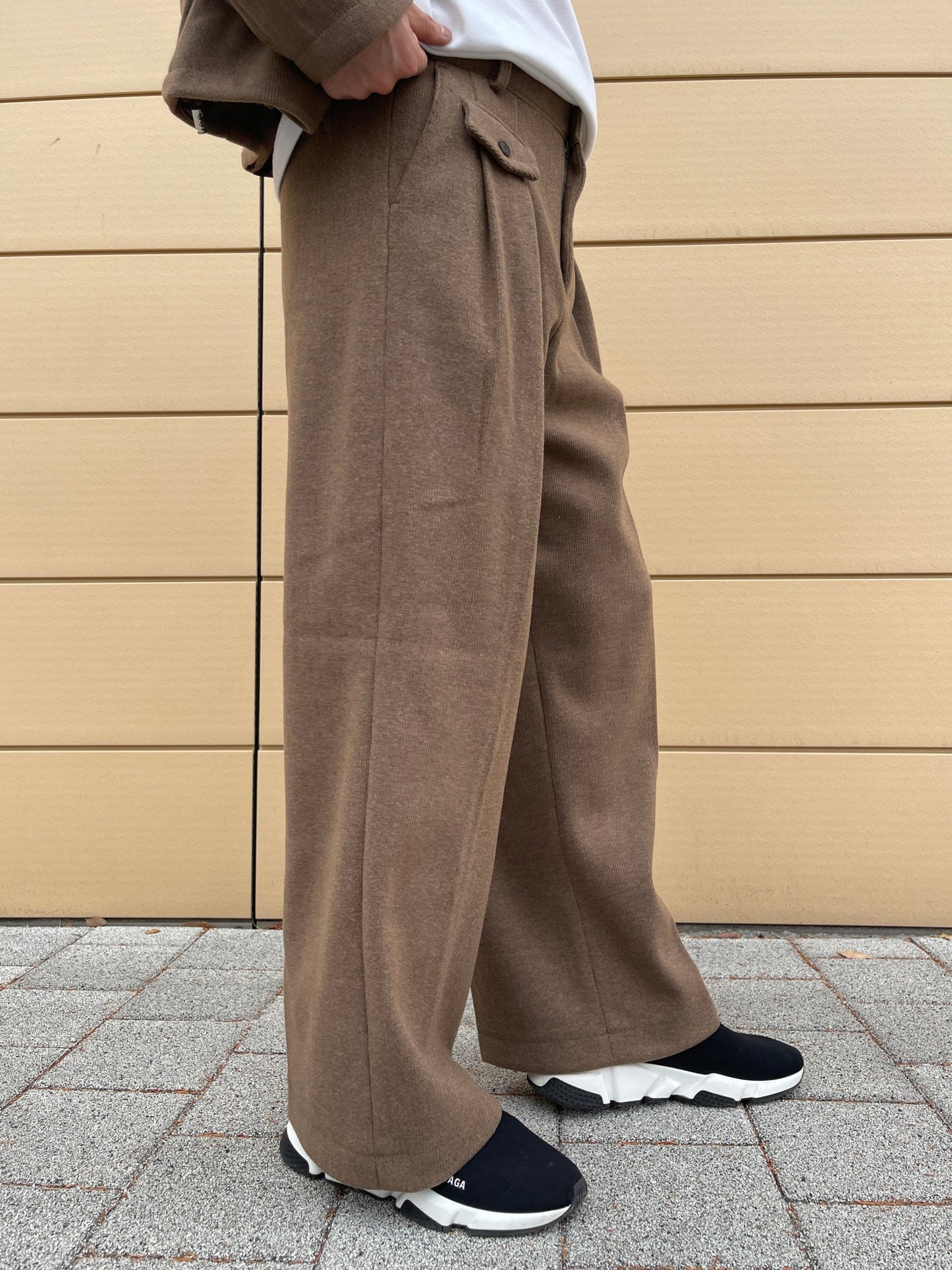 Sakariba Pintuck Wide Slacks Brown