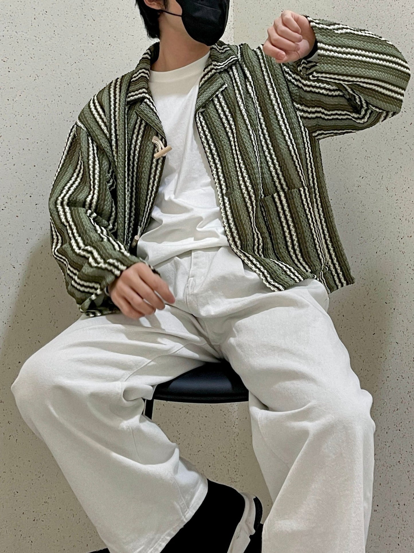 우드 토글 스트라이프 니트 봄 가디건 떡볶이 오버핏 카키 Toggle Stripe Knit Cardigan Khaki