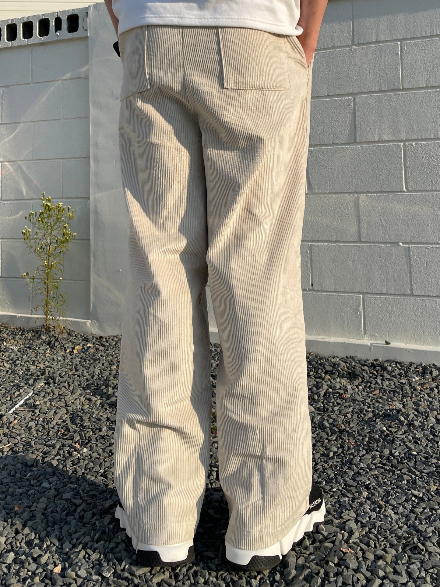 Two Tuck Balloon Corduroy Pants Cream