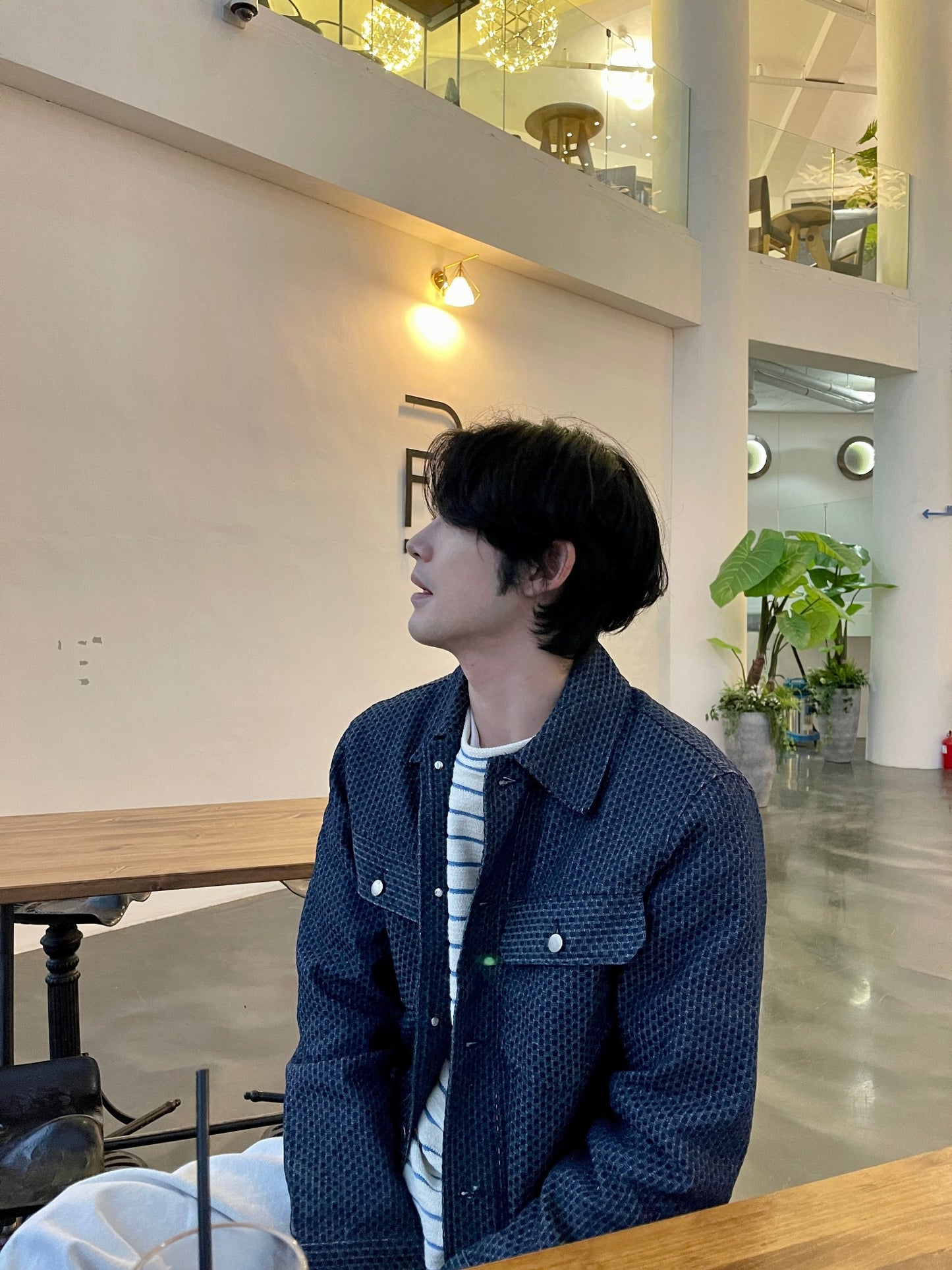 Crop Cutting Denim Jacket Dark blue 남자데님자켓 밑단컷팅 크롭자켓 오버핏 진청
