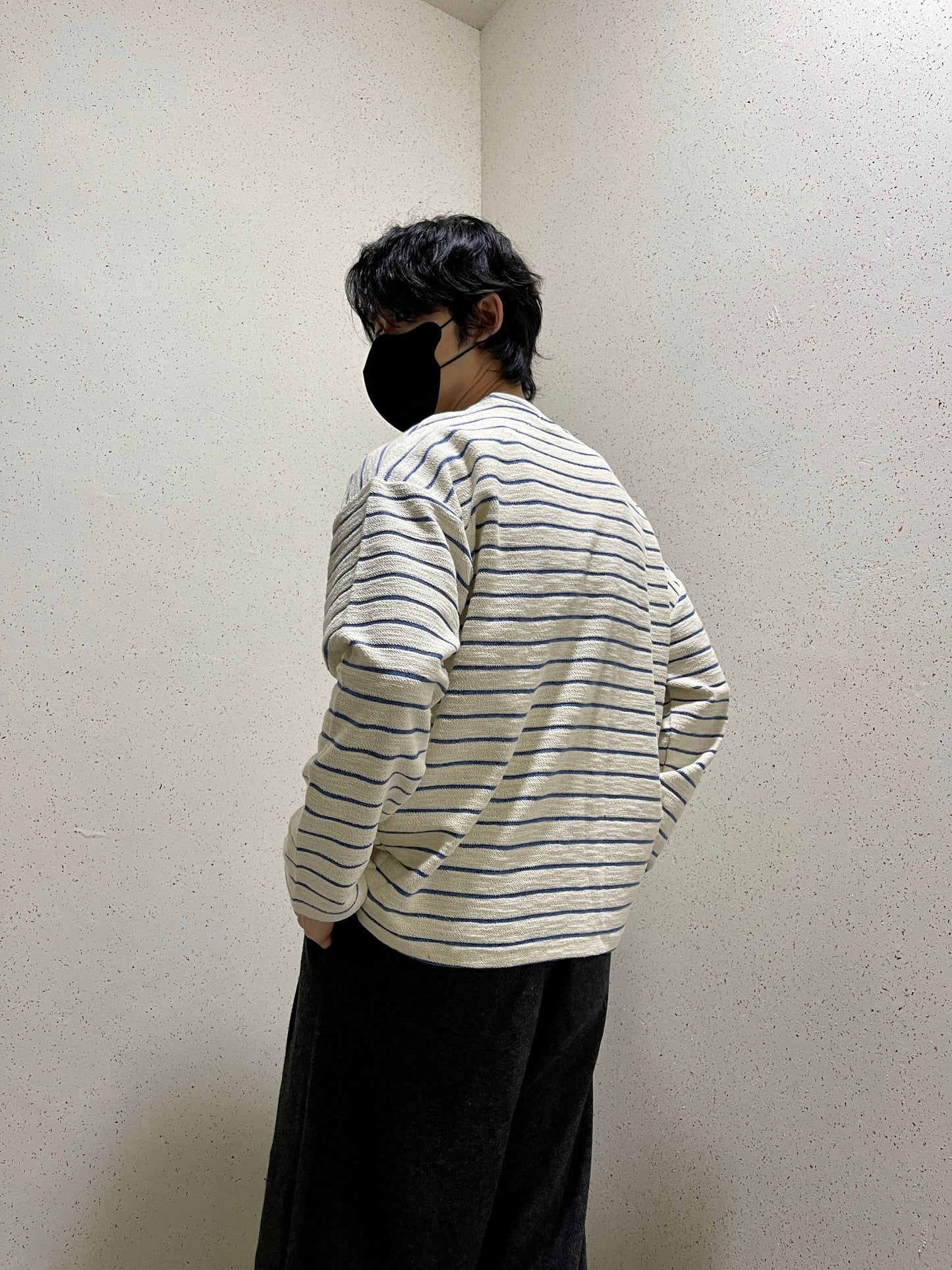 남자 오버핏 버튼 스트라이프 단추 단가라 티셔츠 블루 Button Stripe T-shirt Blue