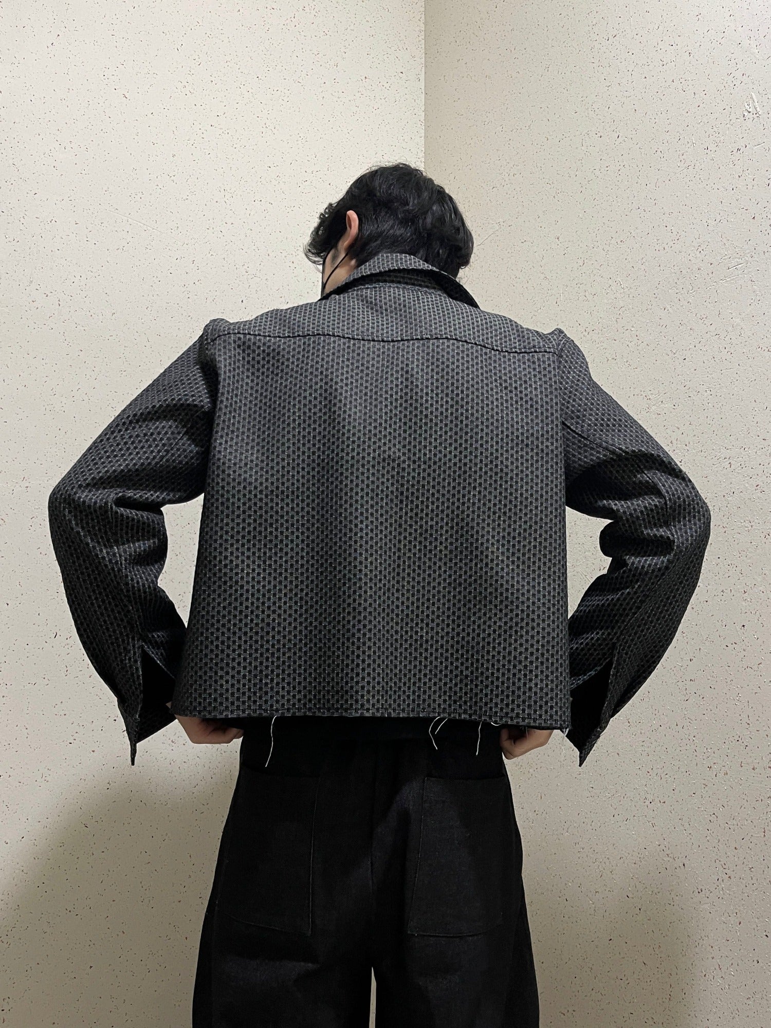 Crop Cutting Denim Jacket Black 남자데님자켓 밑단컷팅 크롭자켓 오버핏 흑청