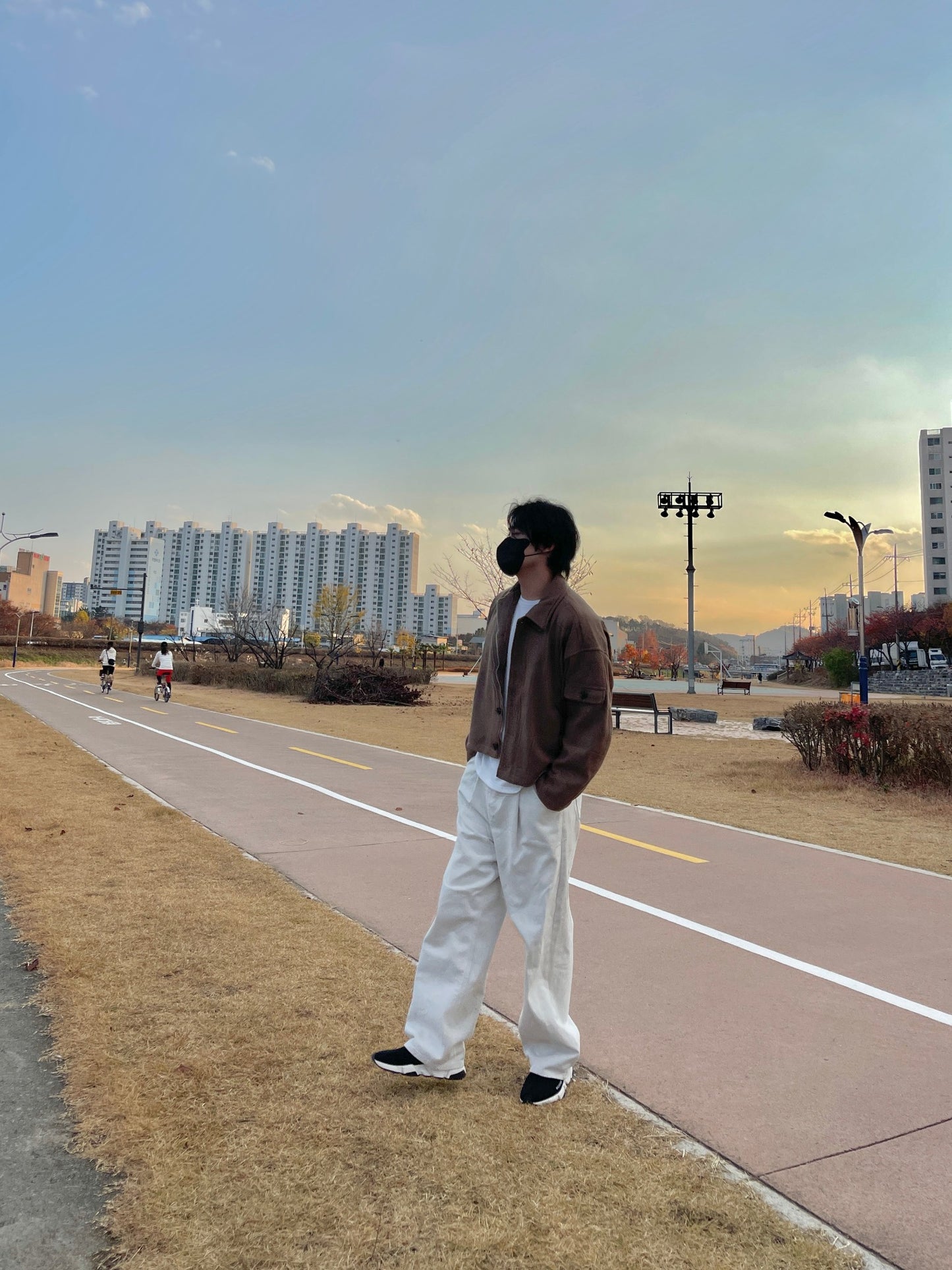 Sakariba Overfit Blouson Jacket Brown