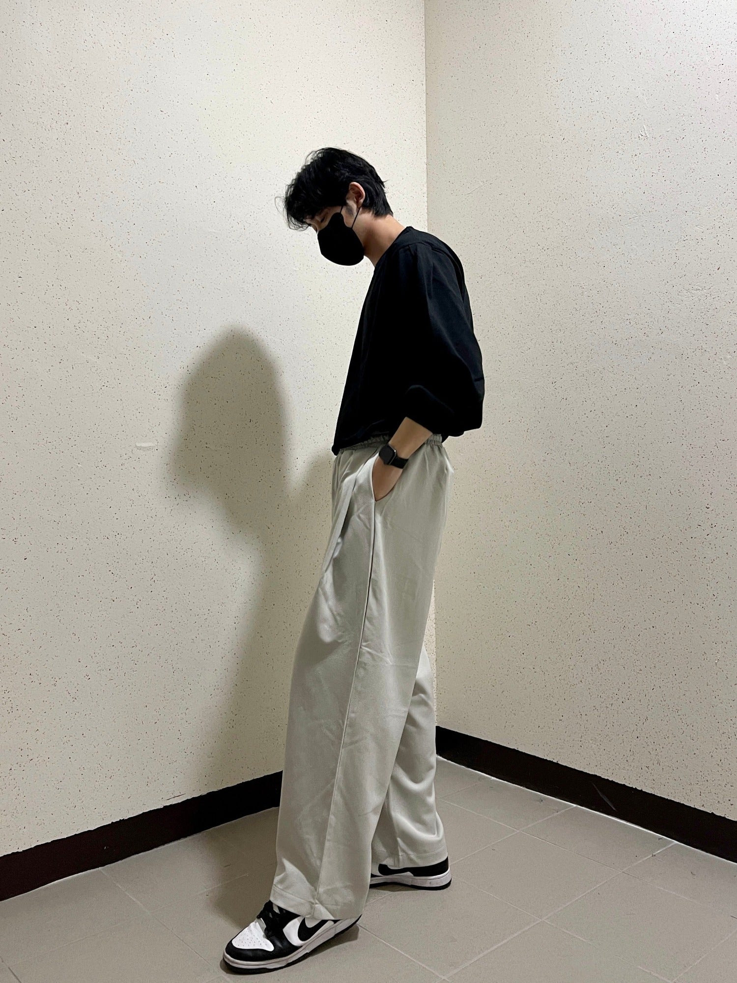 남자와이드슬랙스 허리밴딩 핀턱 커플바지 미니멀룩 아이보리 Pintuck Flow Slacks ivory