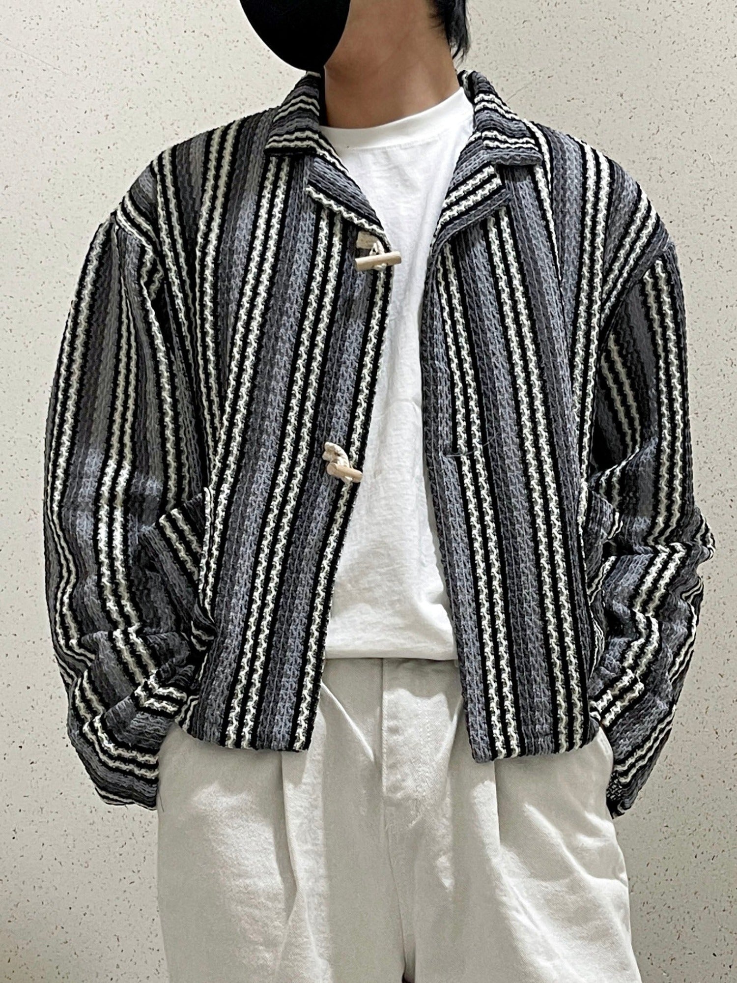 우드 토글 스트라이프 니트 봄 가디건 떡볶이 오버핏 블랙 Toggle Stripe Knit Cardigan Black