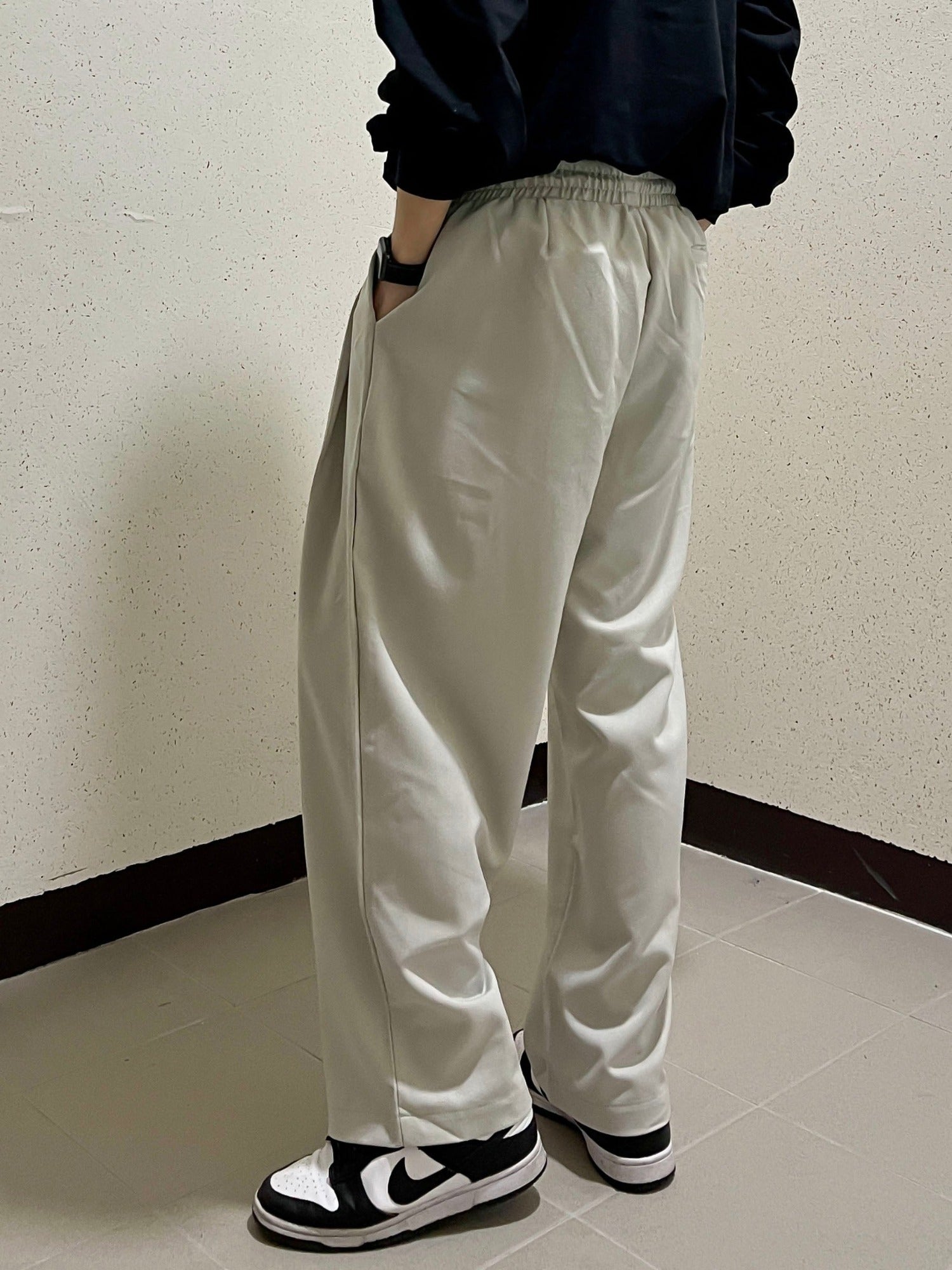 남자와이드슬랙스 허리밴딩 핀턱 커플바지 미니멀룩 아이보리 Pintuck Flow Slacks ivory