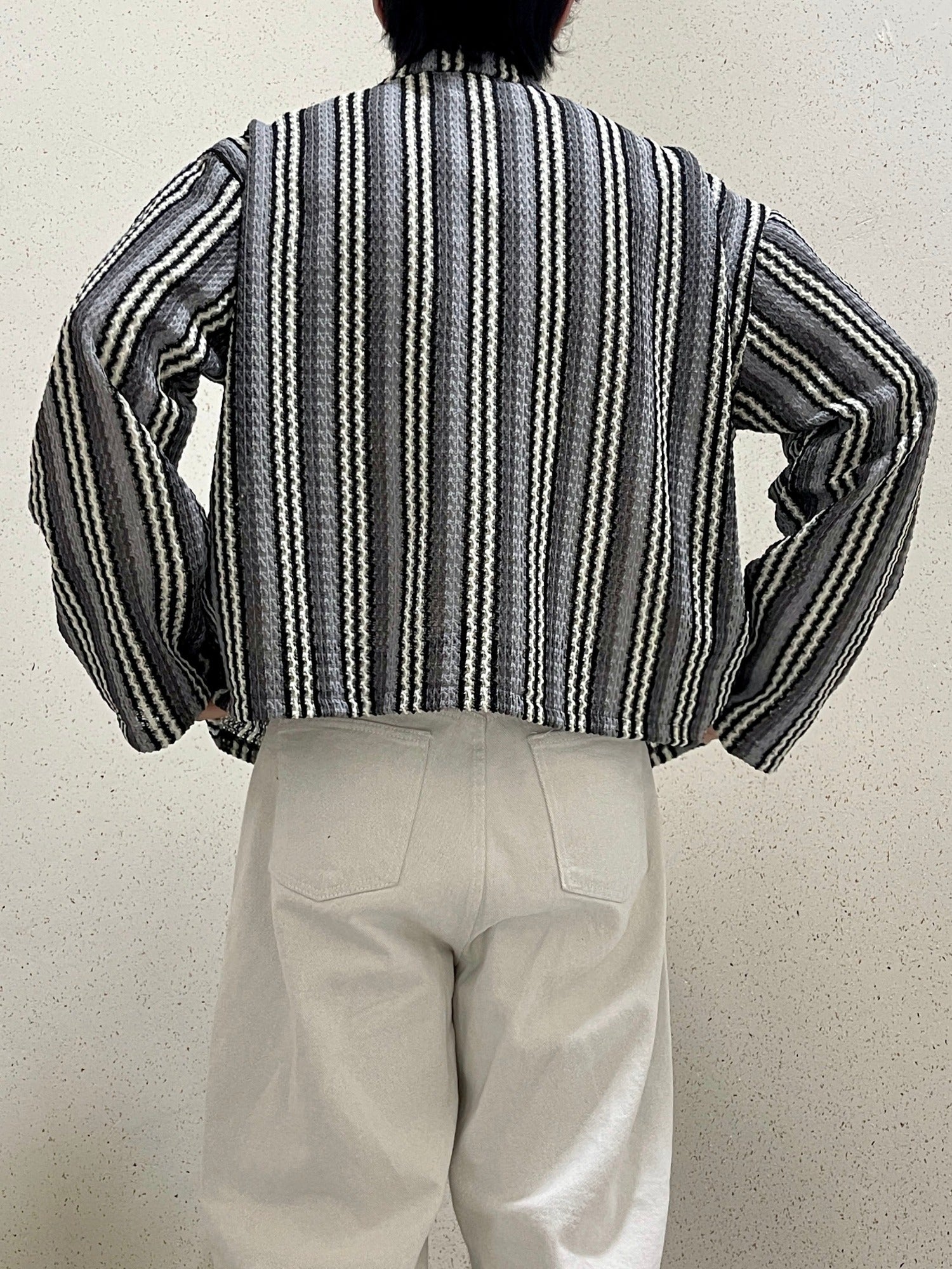 우드 토글 스트라이프 니트 봄 가디건 떡볶이 오버핏 블랙 Toggle Stripe Knit Cardigan Black